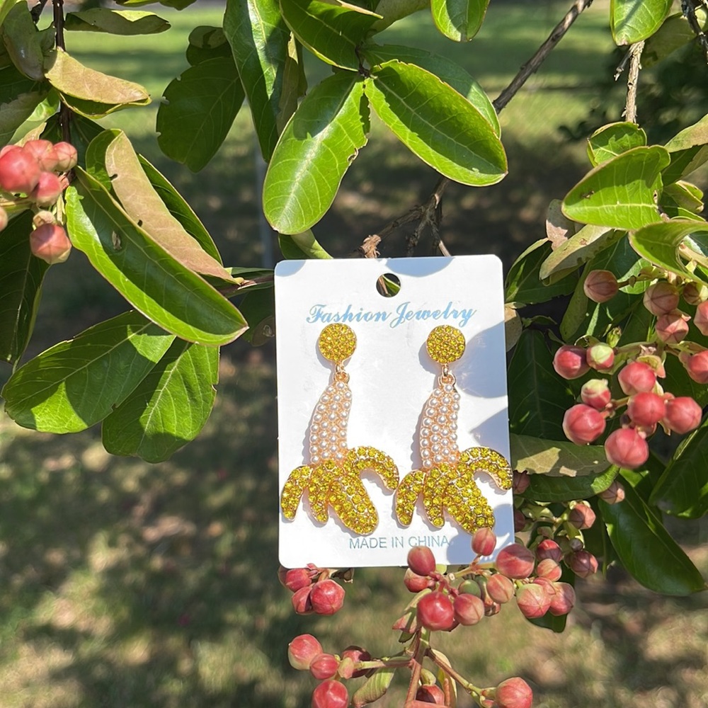 Beautiful banana earrings